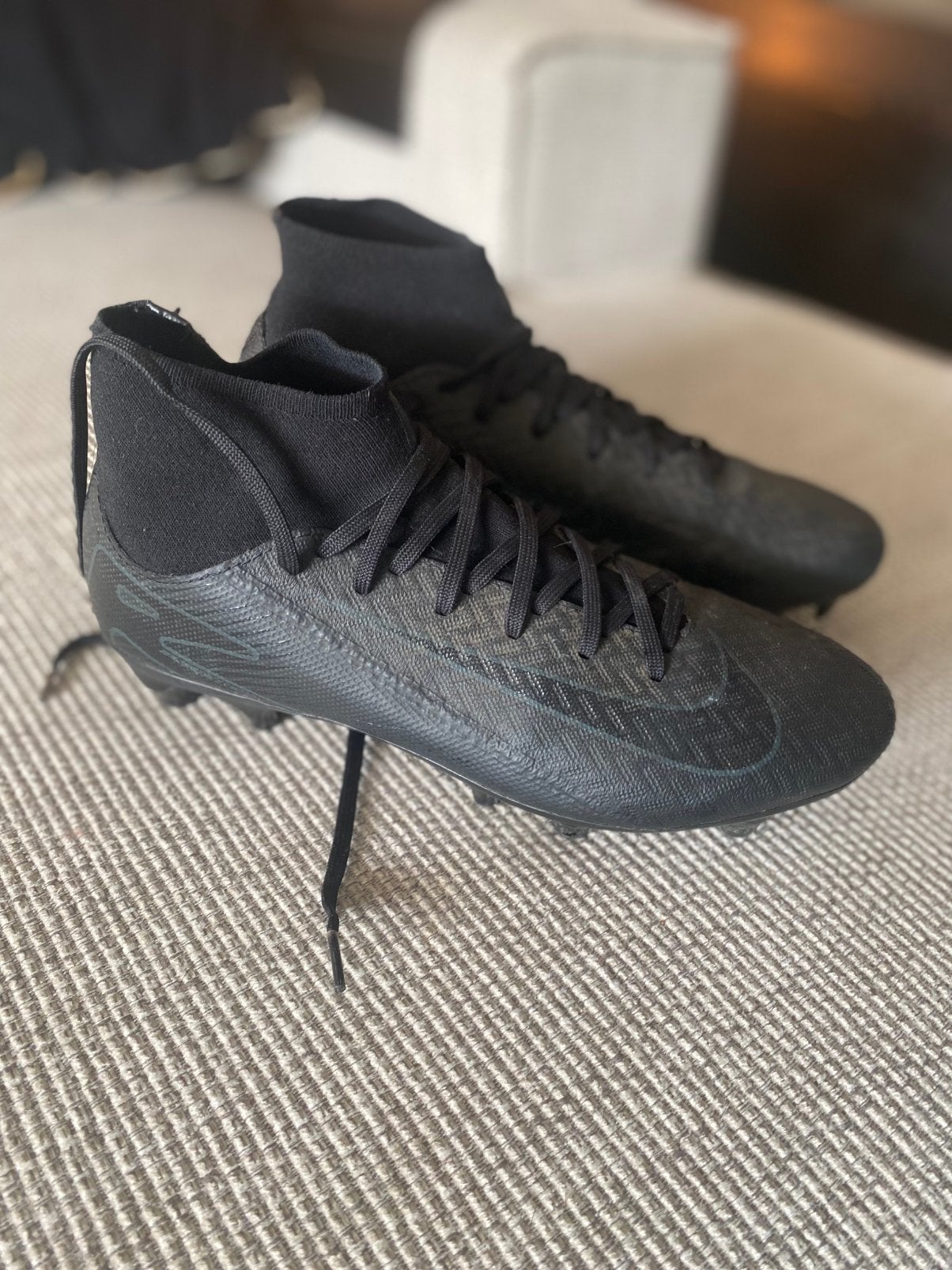 Nike voetbalschoenen zwart mt 39 incl extra nwe noppenset!, Sport en Fitness, Voetbal, Gebruikt, Schoenen, Maat M, Ophalen of Verzenden