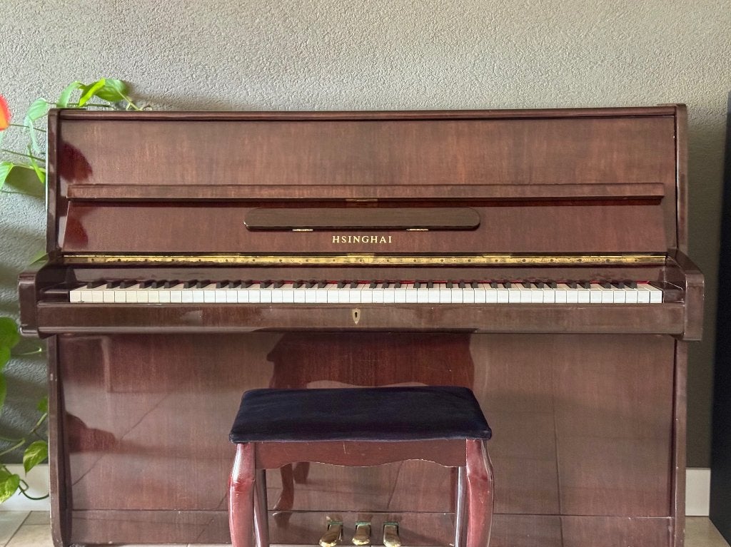 Hsinghai Piano., Ophalen, Gebruikt, Bruin, Piano