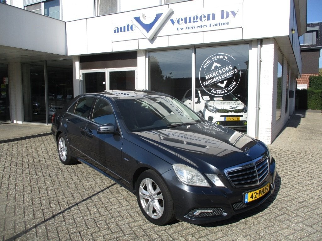 Mercedes-Benz E-Klasse E220cdi Sedan Aut5 W212 2010 Grijs, Automaat, Euro 5, Achterwielaandrijving, Zwart