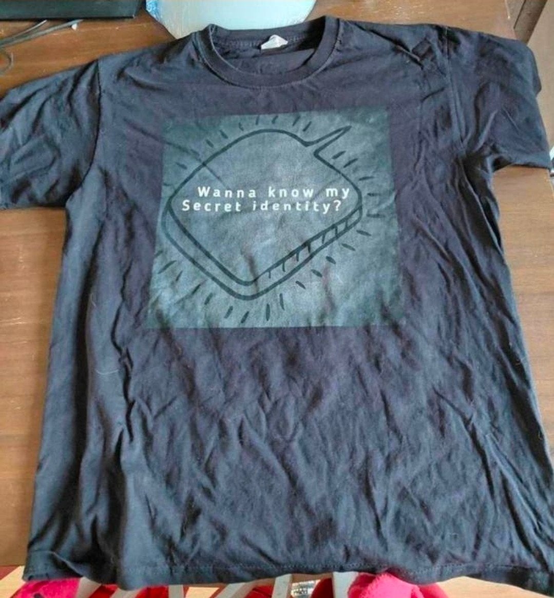 Wanna know my secret indentity? I'm Batman tshirt., Ophalen of Verzenden, Gedragen, Maat 52/54 (L)