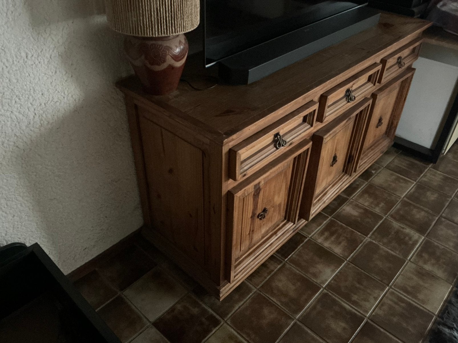 Mexicaans grenen meubels en diverse stoelen gratis, Ophalen, Mexicaans, Gebruikt, Met lade(s)