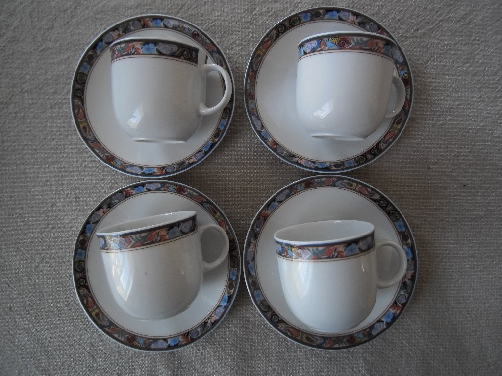 4 kop en schotels kronester bavaria, Gebruikt, Ophalen of Verzenden, Overige stijlen, Kop(pen) en/of Schotel(s)