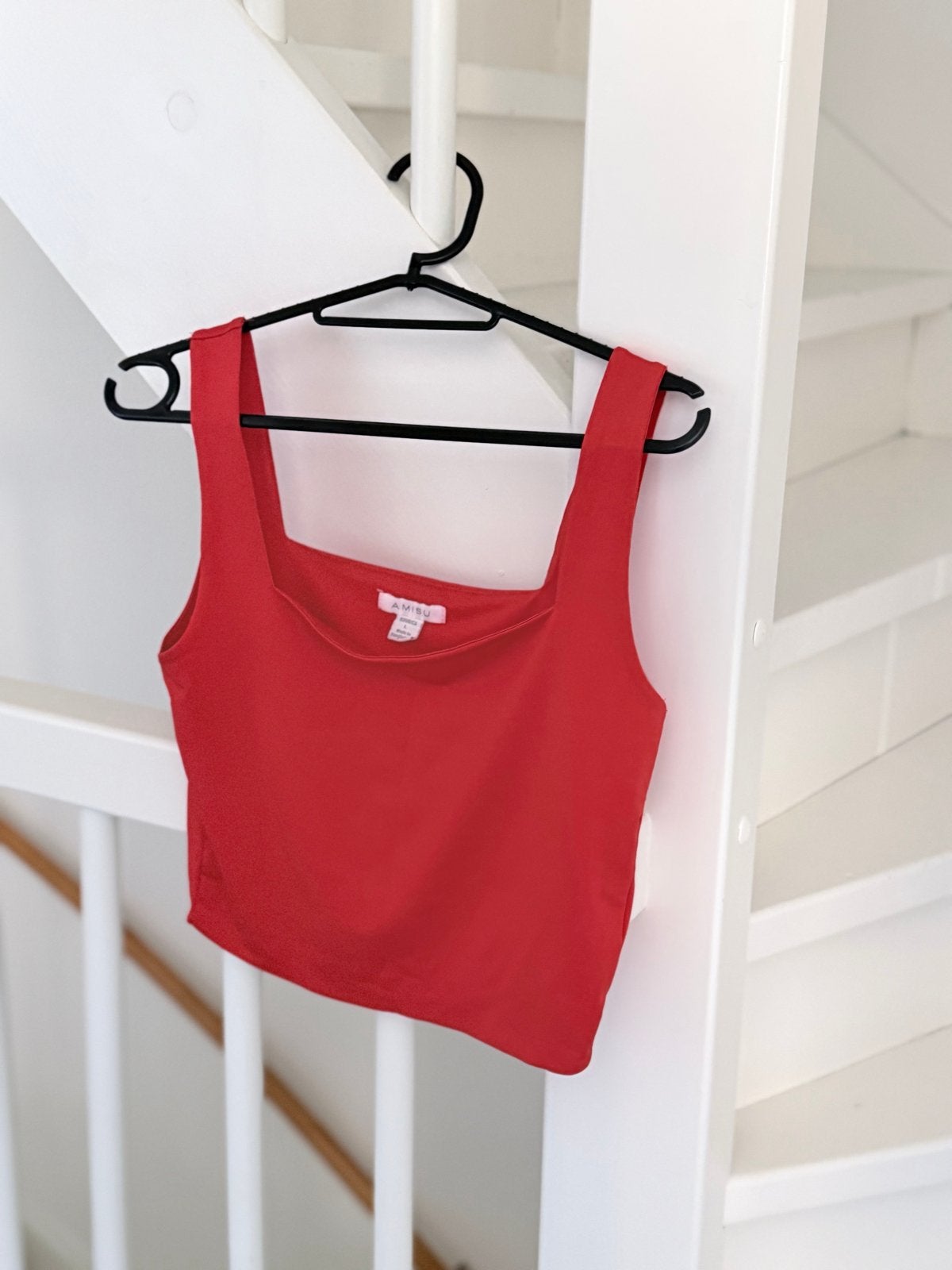 Rode Amisu crop top maat L, Maat 42/44 (L), Ophalen of Verzenden, Zo goed als nieuw, Zonder mouw