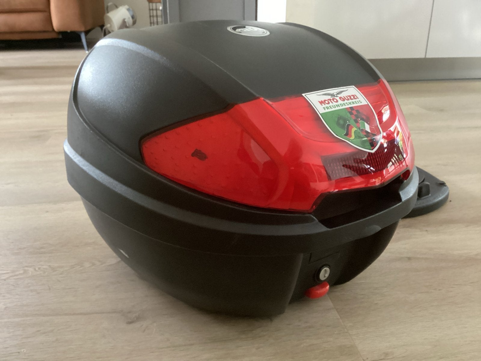 Givi topkoffer met montageplaat (sleutel ontbreekt), Ophalen of Verzenden, Gebruikt
