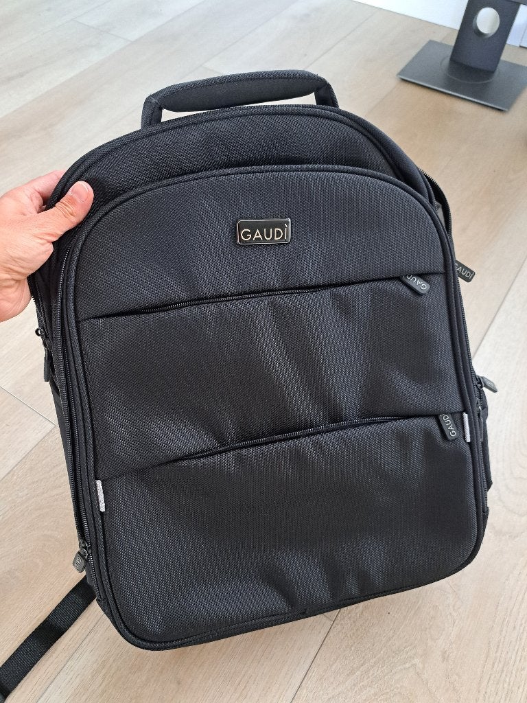 GAUDÌ Laptop Backpack - Laptoptas / Rugzak, Computers en Software, Laptoptassen, Ophalen, 16 inch, Zo goed als nieuw, Rugzak