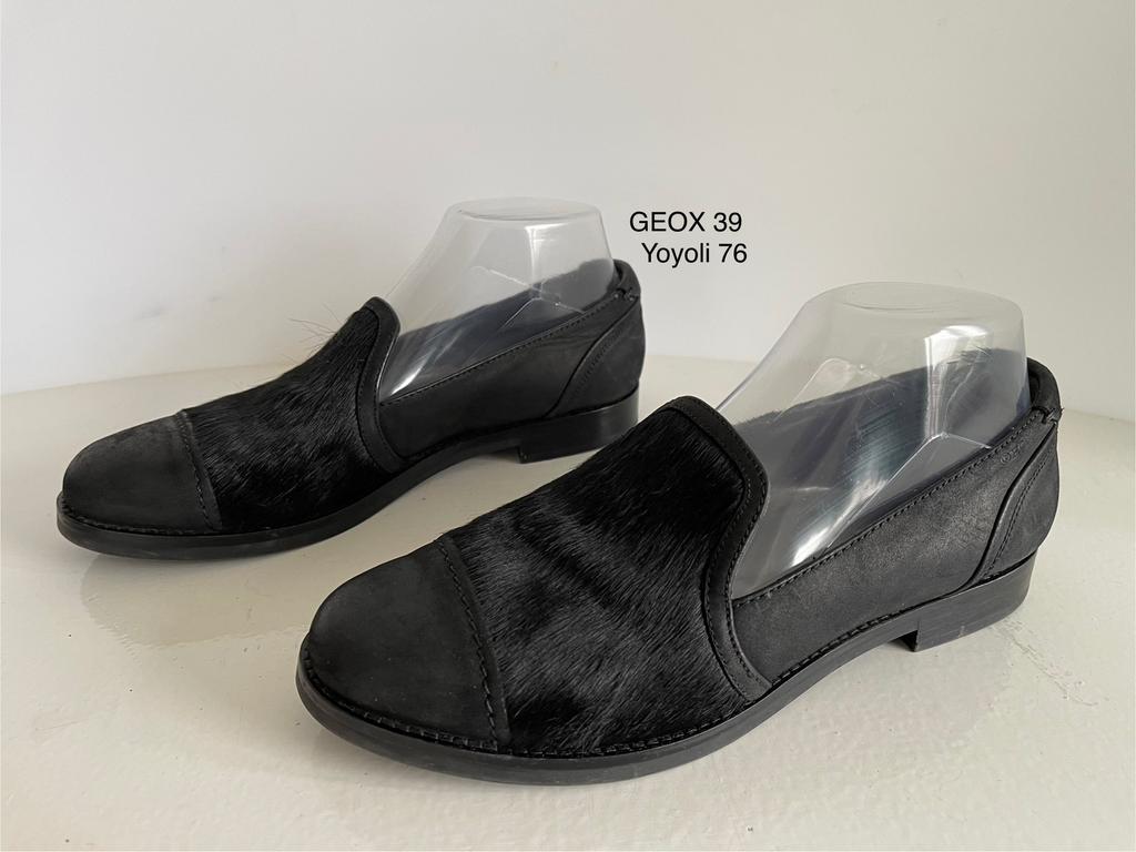 76) Geox 39 zwart leren instappers met bont mooi model, Ophalen of Verzenden, Zo goed als nieuw, Instappers, Zwart