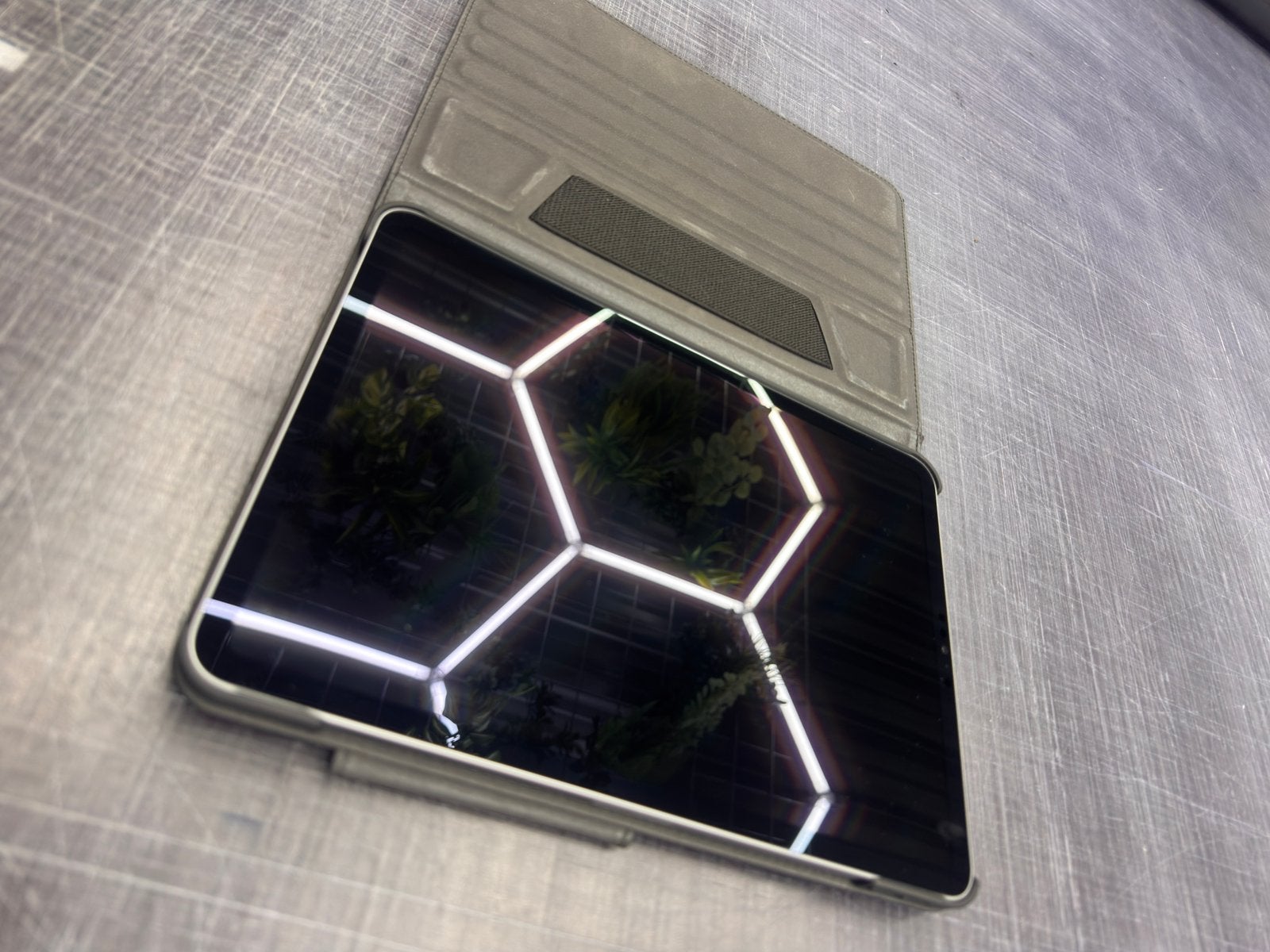 Foto 4 van Ipad Pro 4th gen M2 11 inch 512GB