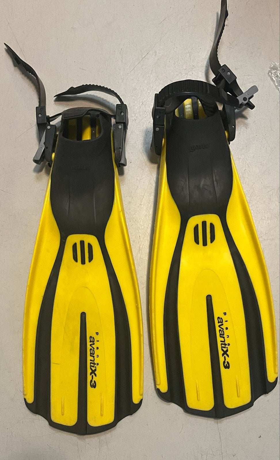 Mares Avanti X-3 Duikvliezen - X-Small, Ophalen, Gebruikt, Zwem- of Duikvliezen