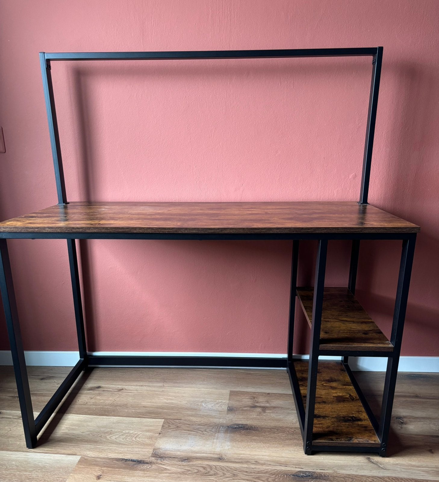 Bureau, Ophalen, Zo goed als nieuw