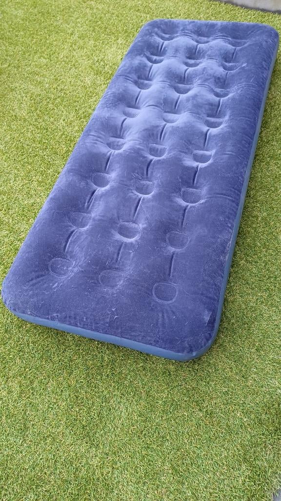 Blauw luchtbed 180 x 40 cm nu€3, Ophalen of Verzenden, Gebruikt, 1-persoons