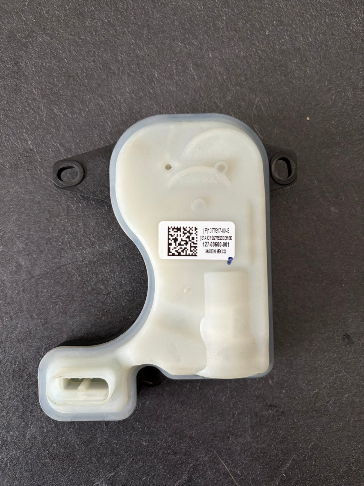 Tesla Model 3 Actuator 1077617 Superbottle Manifold, Ophalen of Verzenden, Zo goed als nieuw