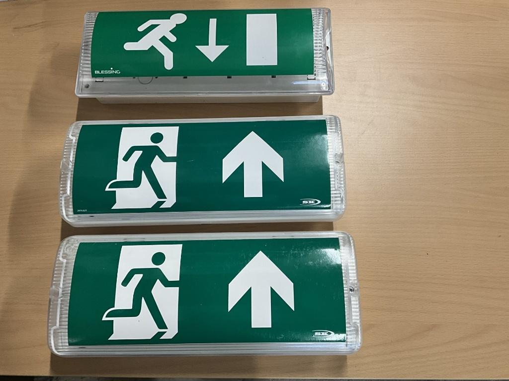 noodverlichting LED / 3 stuks met accu, Ophalen of Verzenden, Zo goed als nieuw