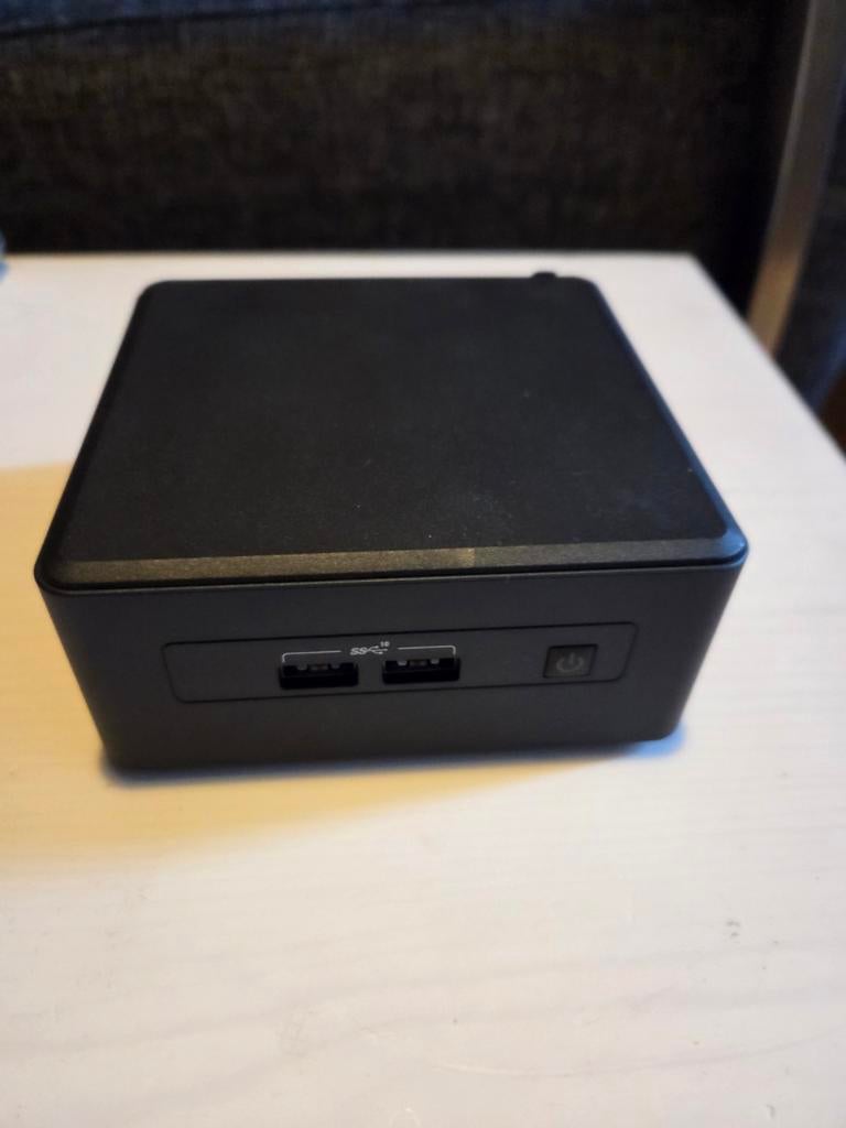 Intel NUC11TNHi3 Barebone, Computers en Software, Barebones, Ophalen