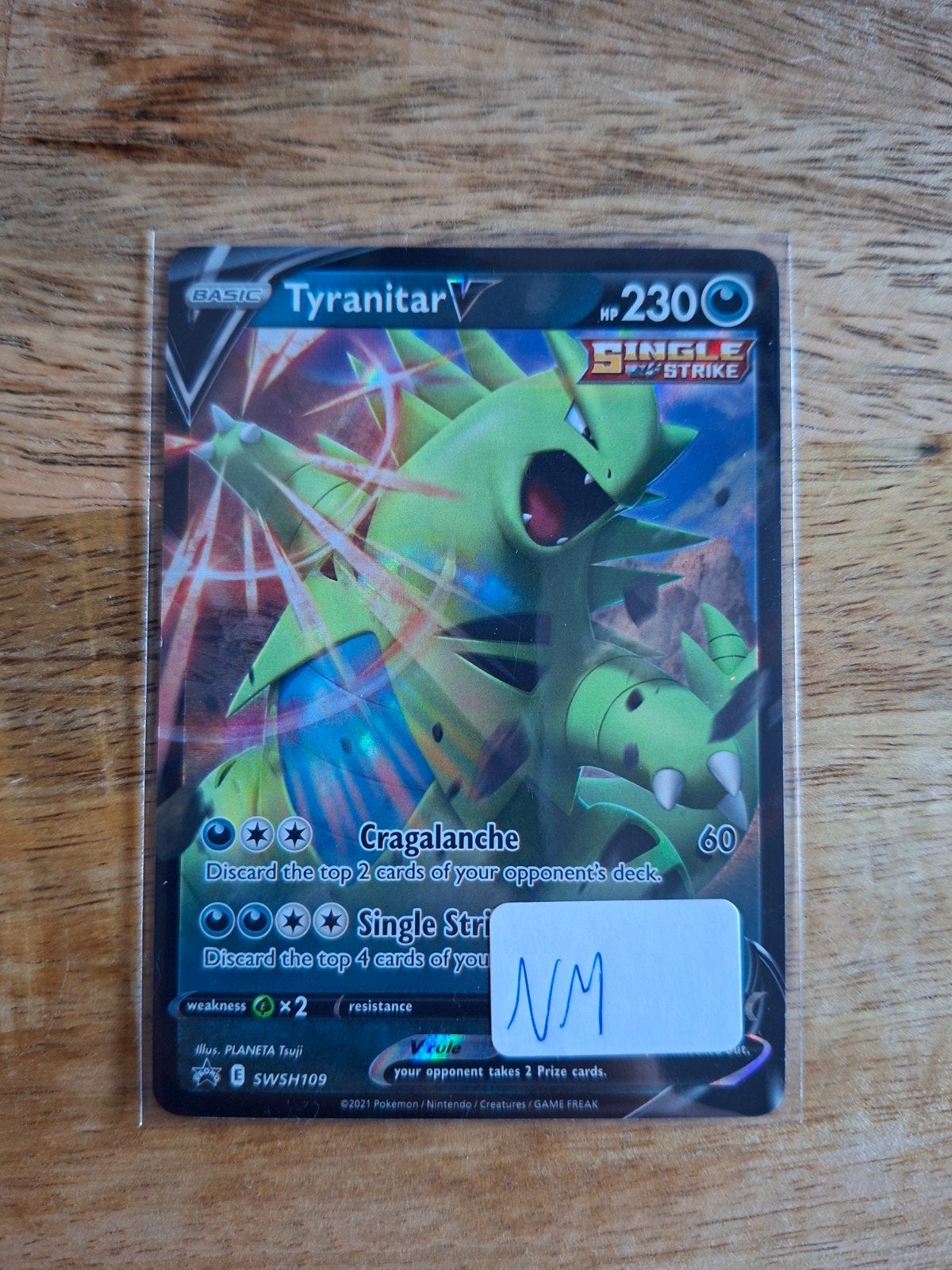 Pokémon Kaart: Tyranitar V (SWSH109) - Single Strike, Ophalen of Verzenden, Zo goed als nieuw, Losse kaart