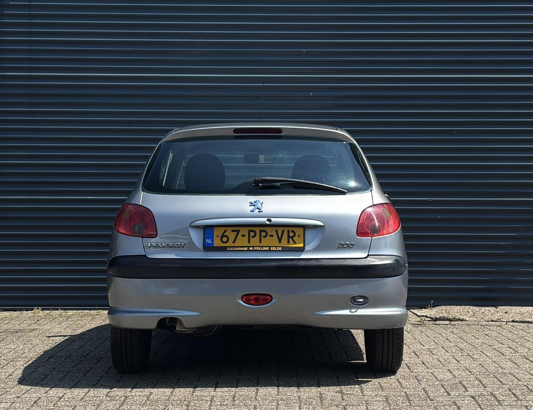 Peugeot 206 1.1 60PK 5DRS, Voorwielaandrijving, Stof, Gebruikt, 31 €/maand