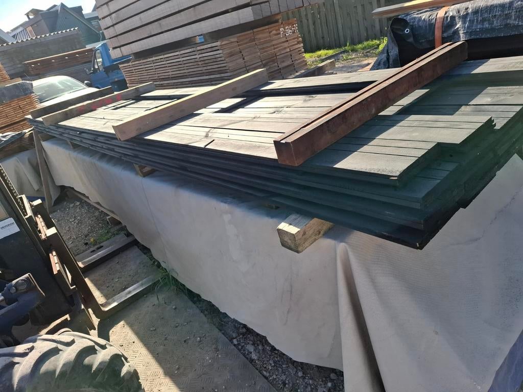 Partij 30 st zwarte zweeds rabat planken 5 m bezorgen mogeli, Ophalen, Nieuw, 250 cm of meer, Planken