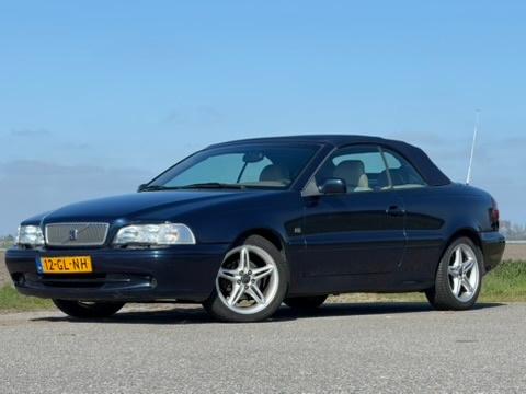 Volvo C70 2.4 turbo Cabrio aut nieuwe APK distri en onderho, Auto's, C70, Cabriolet, Origineel Nederlands, Bedrijf