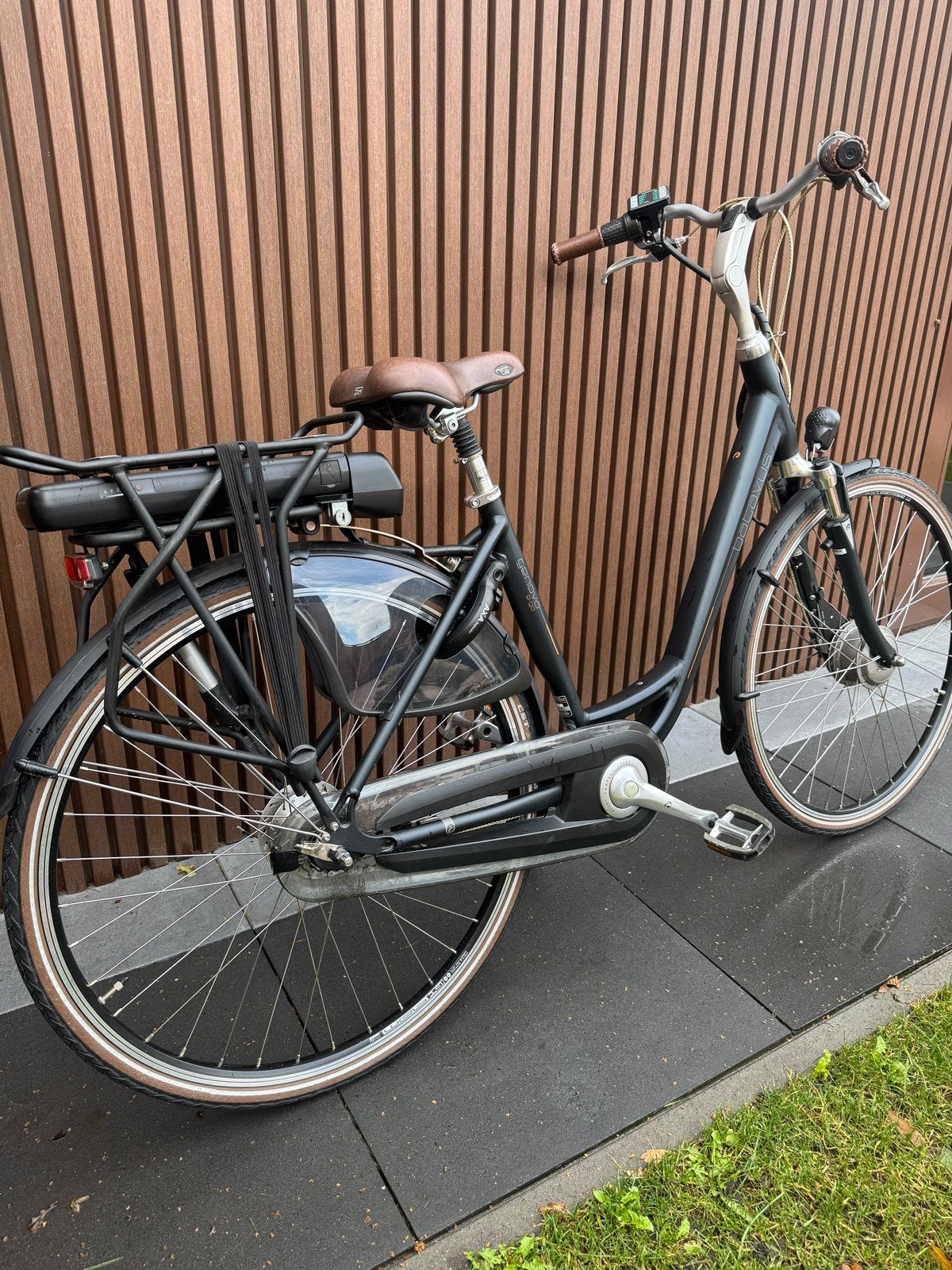 Batavus Genova E-Go Elektrische fiets E-bike ZGAN, Ophalen, Batavus, Zo goed als nieuw, 47 tot 51 cm
