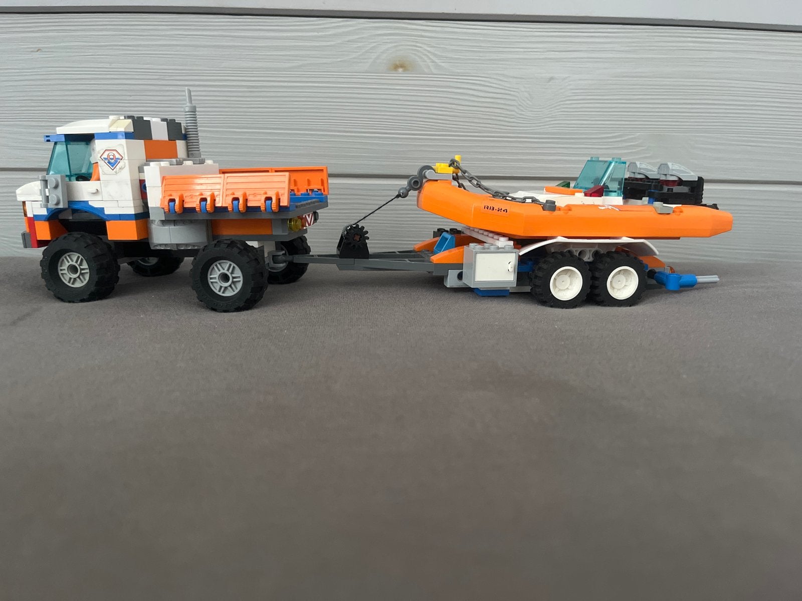 Lego City Coast Guard Truck met reddingsboot, Ophalen, Gebruikt