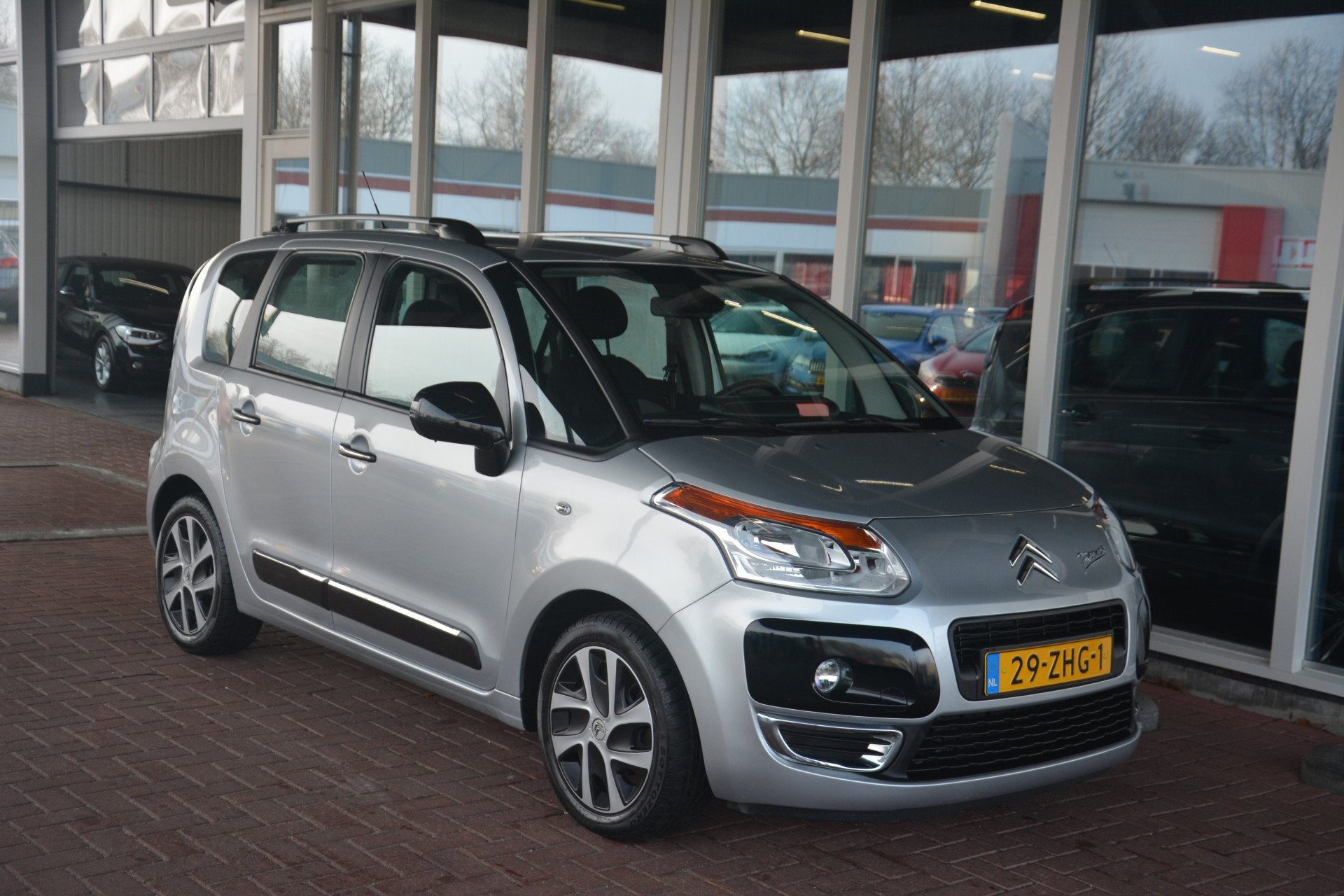 Citroën C3 Picasso 1.4 VTi Collection 1e eigenaar 48459 NAP, Auto's, Voorwielaandrijving, Euro 5, Stof, Gebruikt