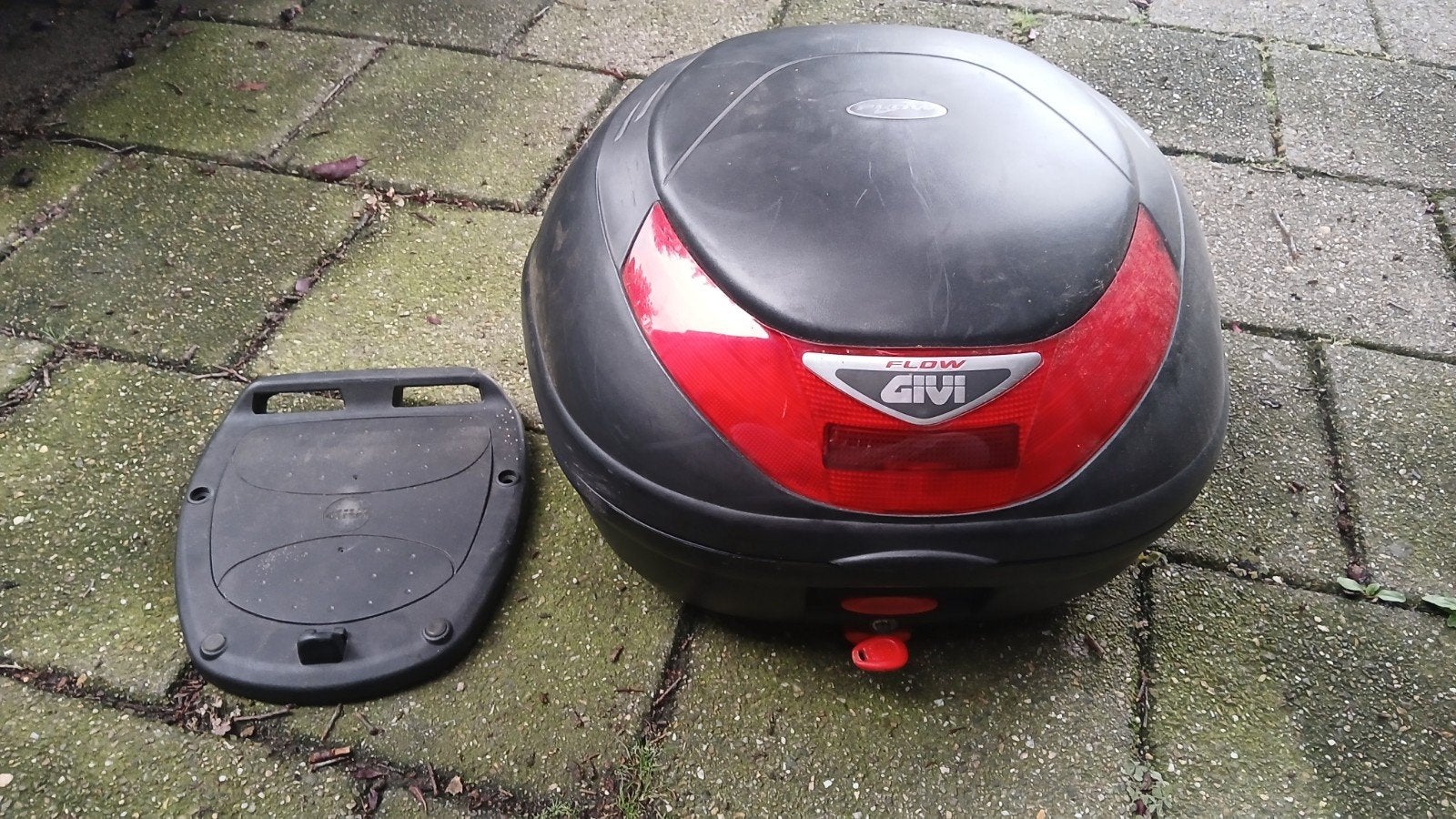 Givi Flow topkoffer met montageplaat, Motoren, Ophalen of Verzenden, Gebruikt