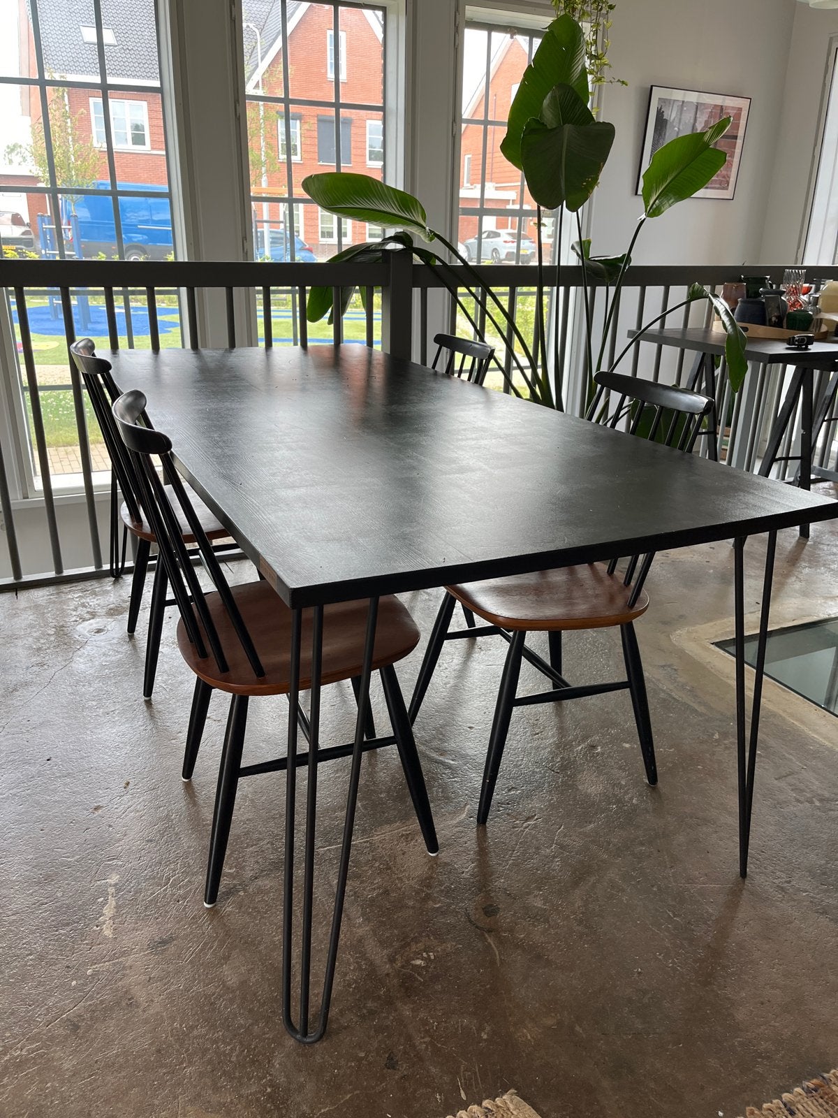Allon Dery eettafel/werktafel met stalen poten, Gebruikt, 200 cm of meer, 50 tot 100 cm, Vijf personen of meer