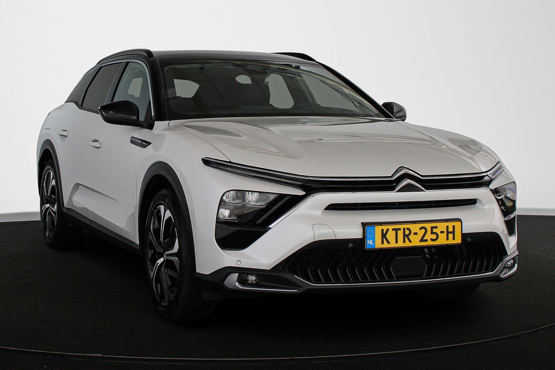 Citroen C5 X 1.6 Plug-in Hybrid 180 Plus Stoel-Stuurverwarmi, Auto's, Citroën, 1350 kg, Gebruikt, 4 cilinders, 181 pk