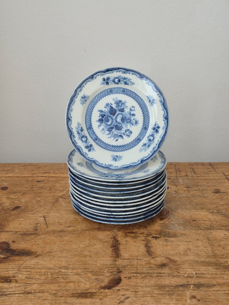 13x Dessert- of ontbijtborden Blue Rose, fine China, Ophalen of Verzenden, Zo goed als nieuw, Delftsblauw, Bord(en)