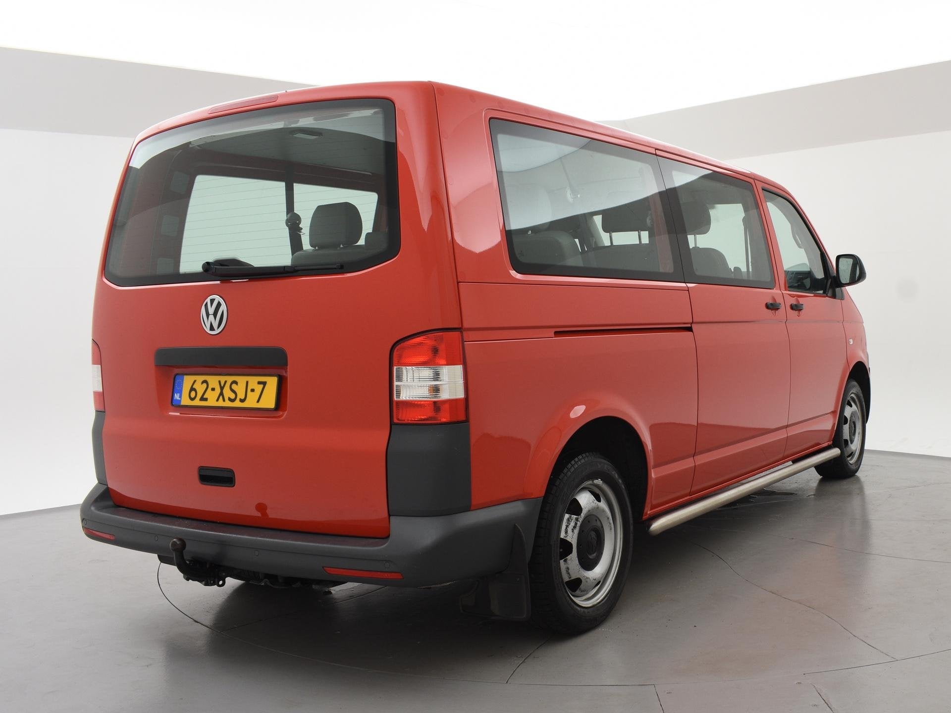 Volkswagen Transporter Kombi 2.0 TDI L2H1 4MOTION 8-PERSOONS, Auto's, Euro 5, Stof, Gebruikt, 241 €/maand