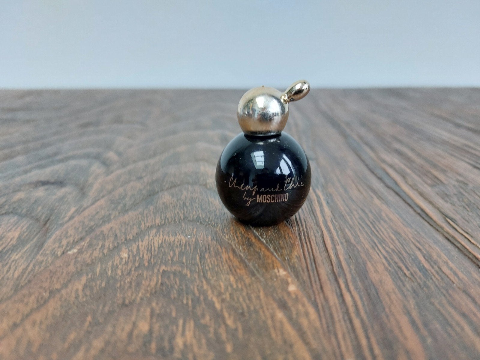 Moschino Cheap and Chic Eau de Toilette - 4.9 ml, Verzenden, Nieuw, Miniatuur, Gevuld