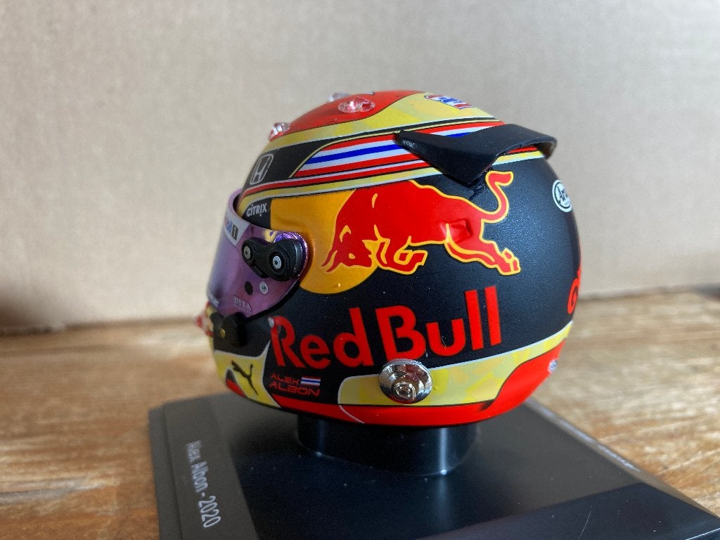 ✅ Alexander Albon 2020 helm 1:5 Spark Red Bull Racing 1/5, Ophalen of Verzenden, Nieuw, Formule 1