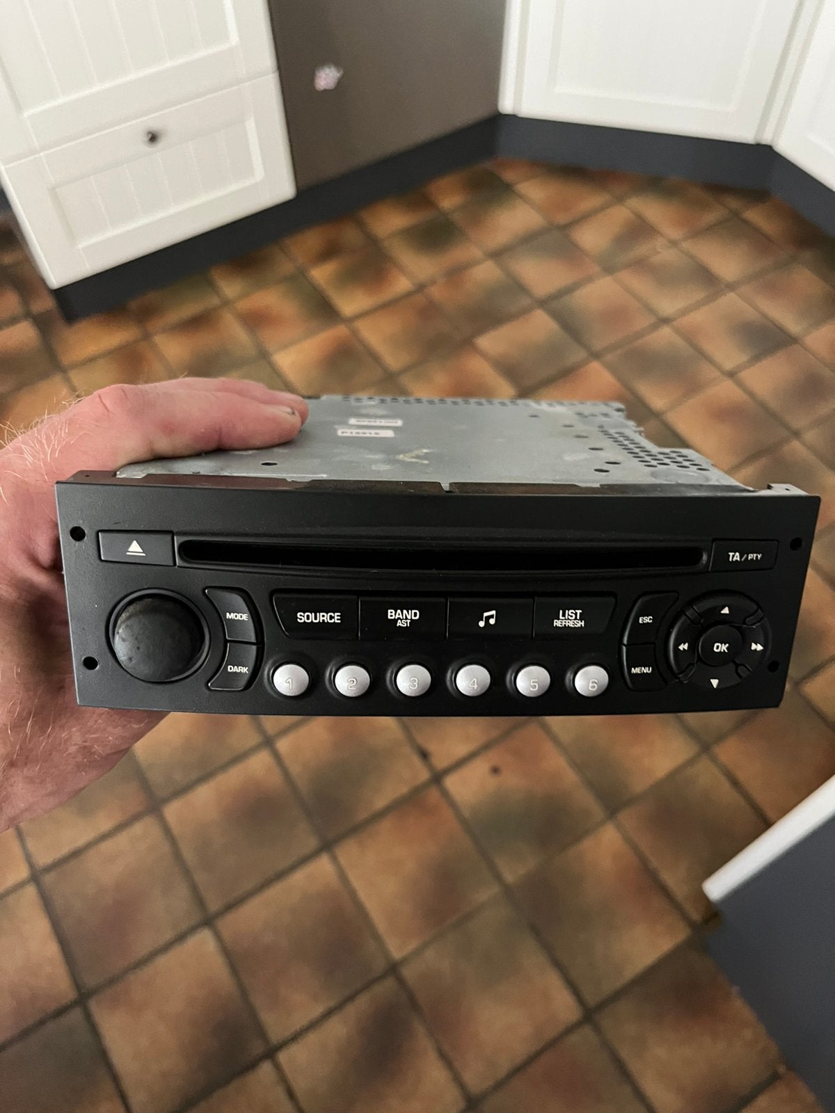 Radio Citroën Peugeot, Ophalen of Verzenden, Zo goed als nieuw