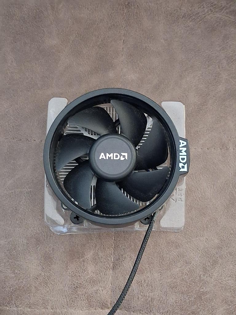 AMD - socket AM4 - cpu cooler, Ophalen of Verzenden, Zo goed als nieuw, Luchtkoeling