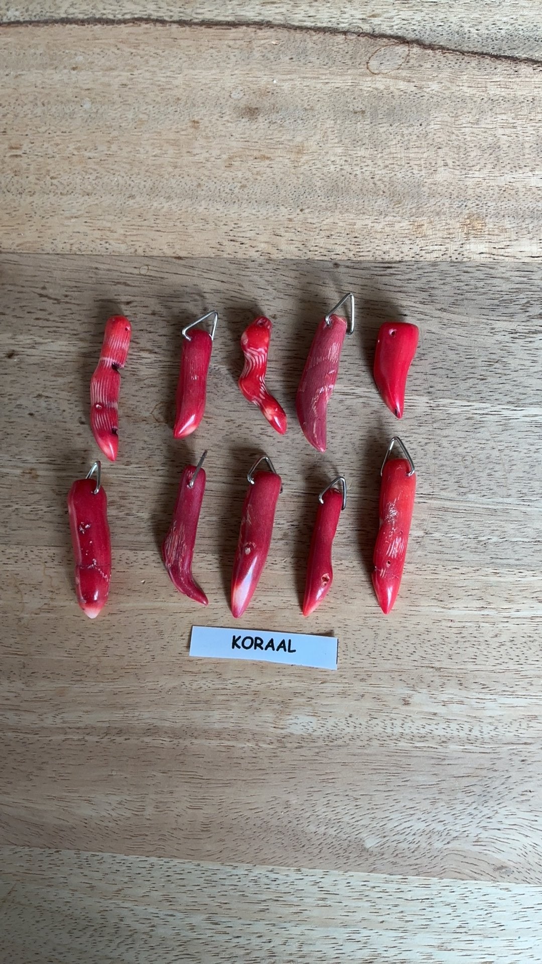 Koraal hangers in peper vorm., Ophalen of Verzenden, Zo goed als nieuw, Hanger