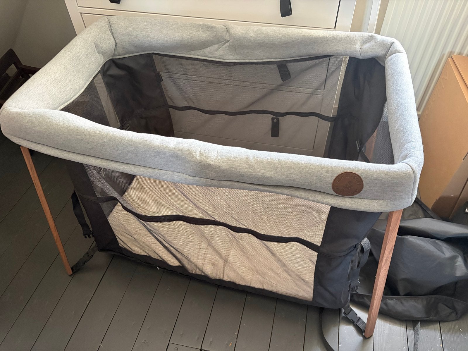 Maxi Cosi Iris Wiegje en Box 2-in-1 - Klaar voor ronde 2!, Ophalen, Zo goed als nieuw, Rechthoekig, In hoogte verstelbaar
