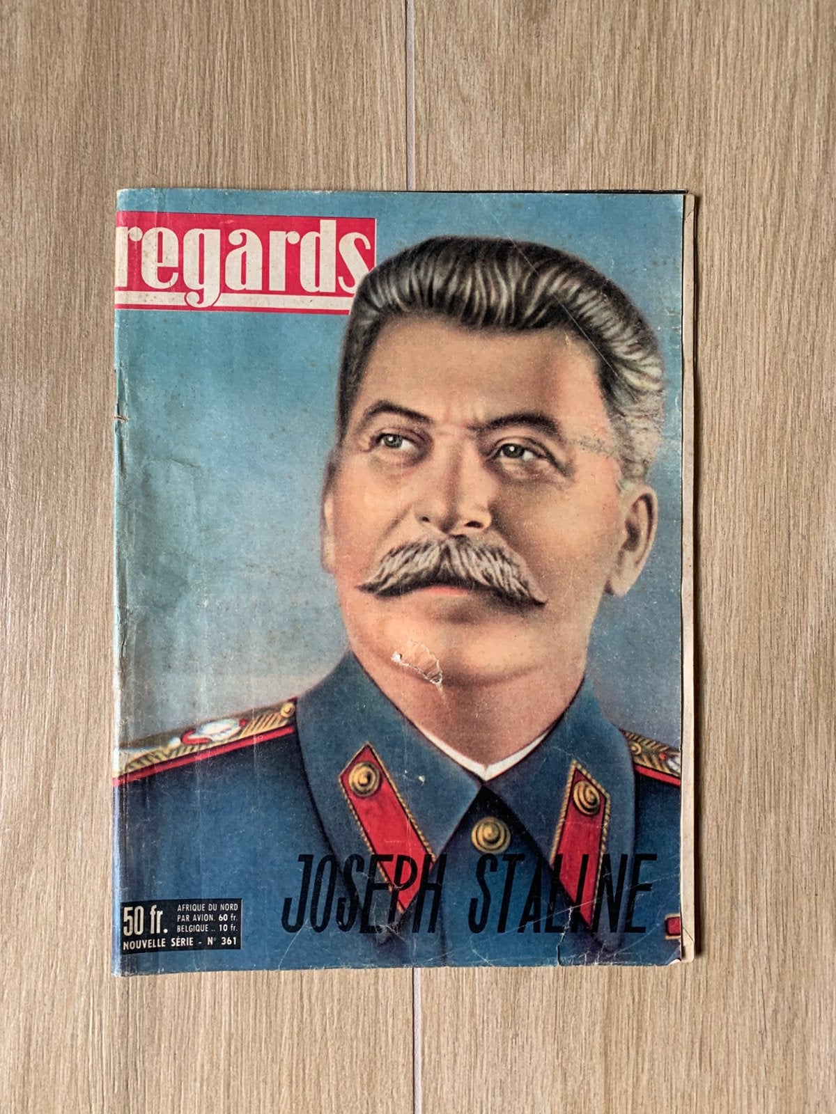 Speciale editie Regards Jozef Stalin 1953 overlijden USSR, Ophalen of Verzenden, Voor 1940, Gelezen