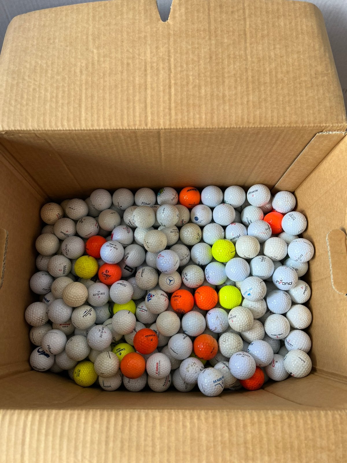 Doos met golfballen gebruikt, Sport en Fitness, Ophalen, O, Bal(len), O