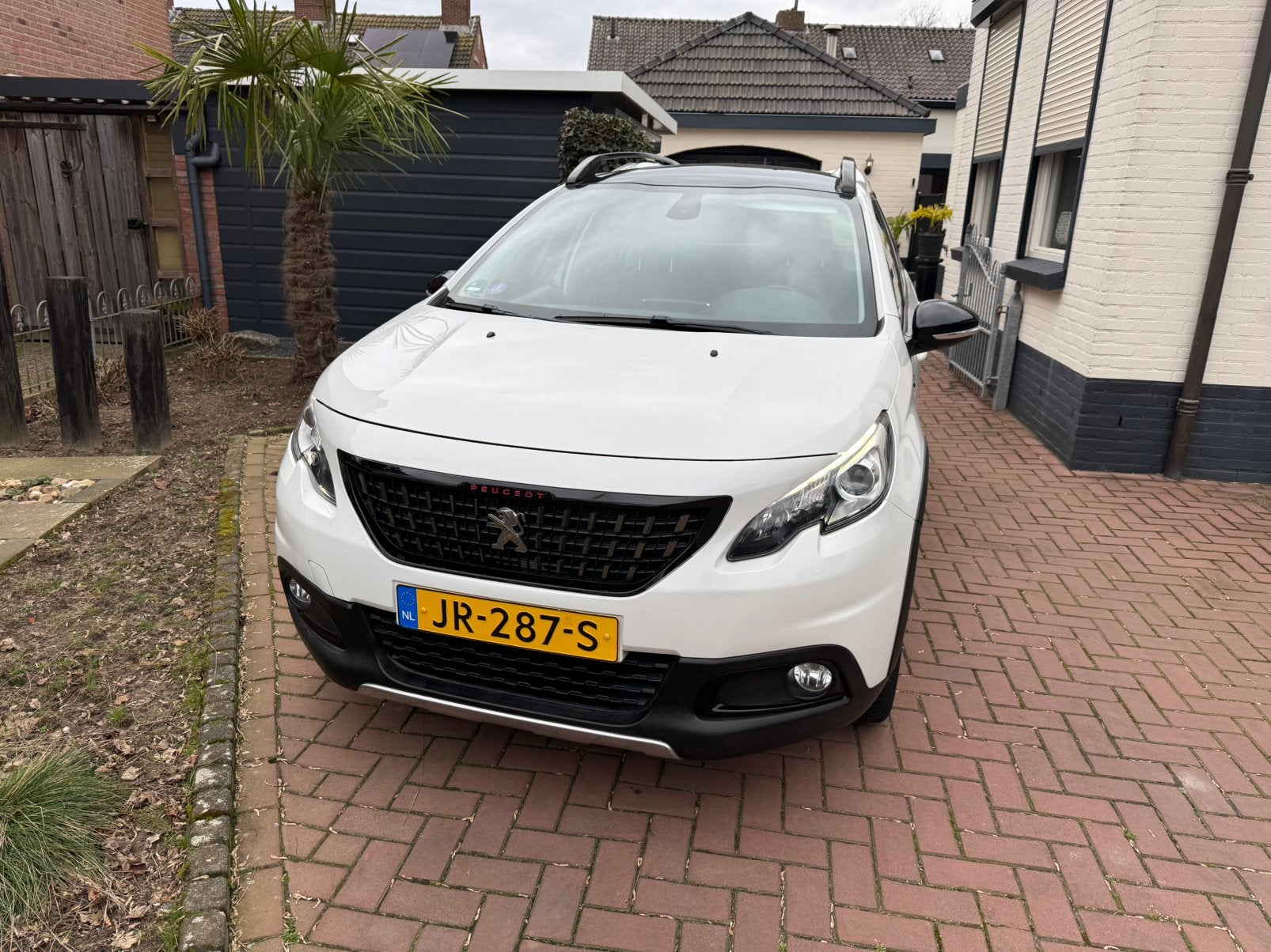 Peugeot 2008 1.2 VTI 81KW 2016 Wit licht schade, Auto diversen, Ophalen, 1199 cc, Wit, Handgeschakeld