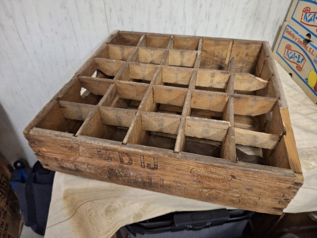 oude bierbak Abdij Westmalle, 1965, Verzamelen, Biermerken, Ophalen of Verzenden, Gebruikt, Overige typen, Overige merken