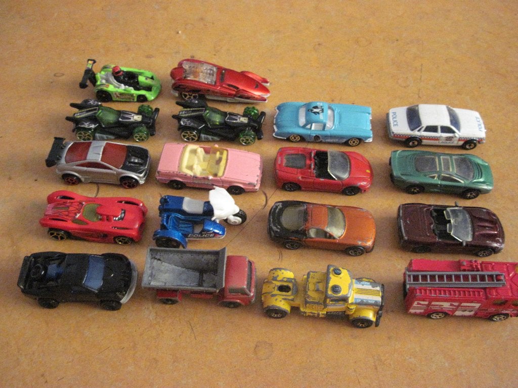 11 x Matchbox/Majorette en 7 x Mattel voor MC Donald, Ophalen of Verzenden, Gebruikt, Auto, Overige merken