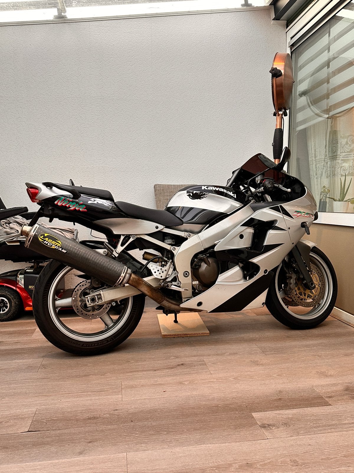 Kawasaki ZX-6R – Project voor de hobbyist, Sportuitlaat, 4 cilinders, Motorrijbewijs A, Gebruikt