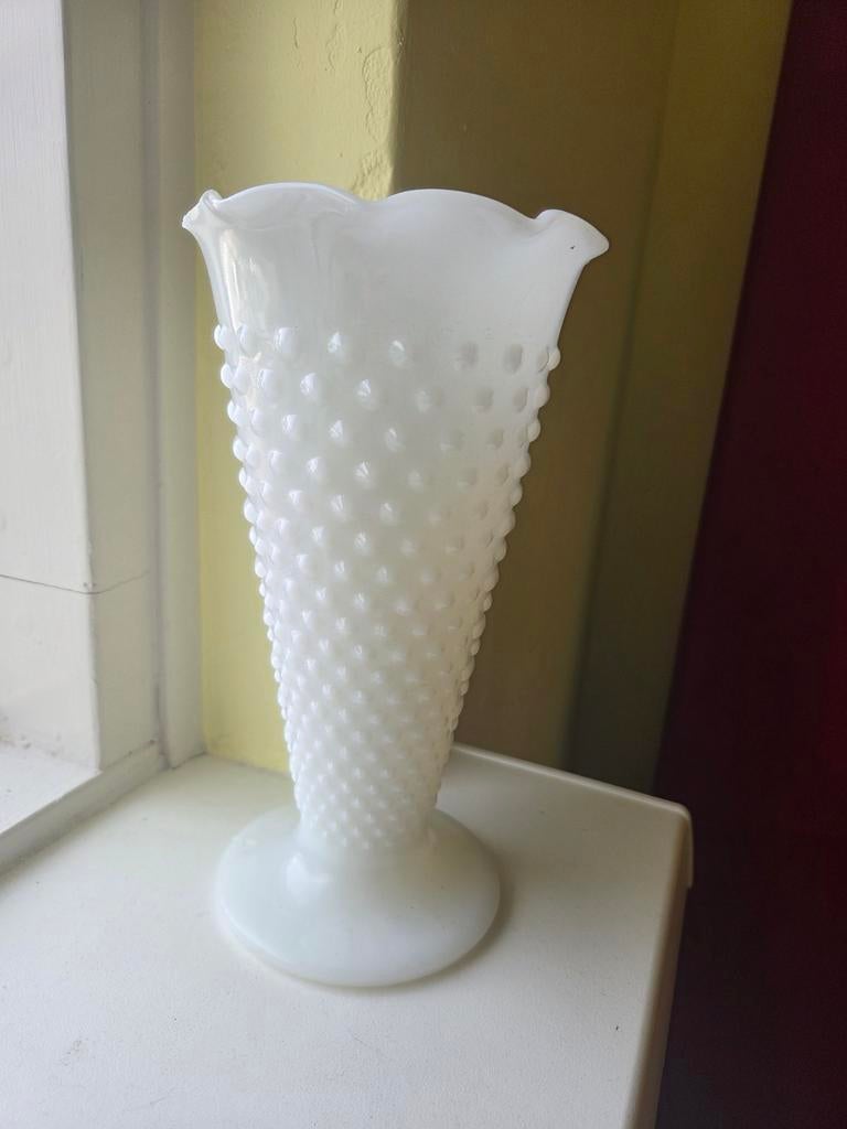 vintage Anchor Hocking melkglas vaas, Gebruikt, Overige kleuren, Ophalen of Verzenden, Glas