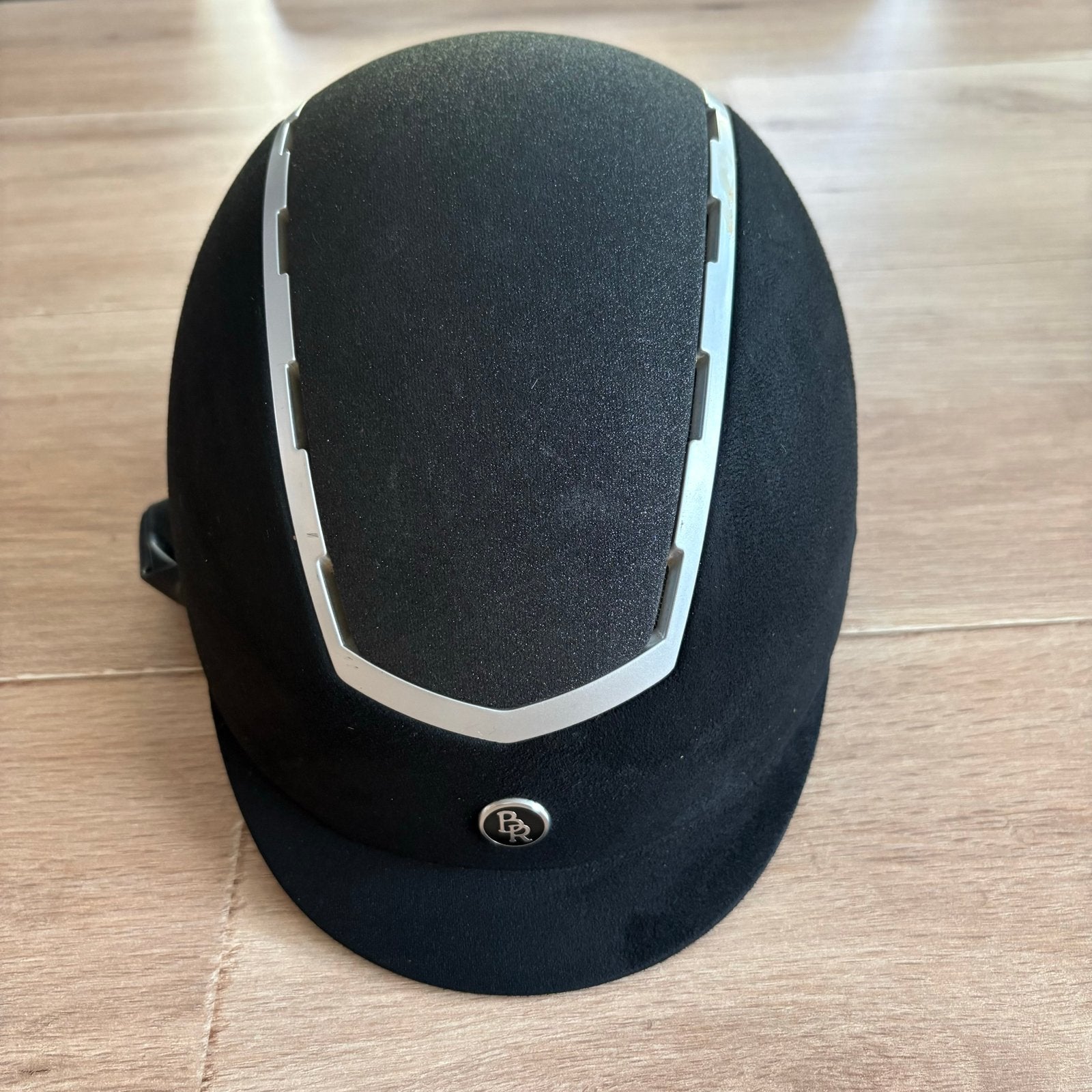 Mooie cap van merk BR maat 52-54, Dieren en Toebehoren, BR, Ophalen of Verzenden, Zo goed als nieuw, Zwart