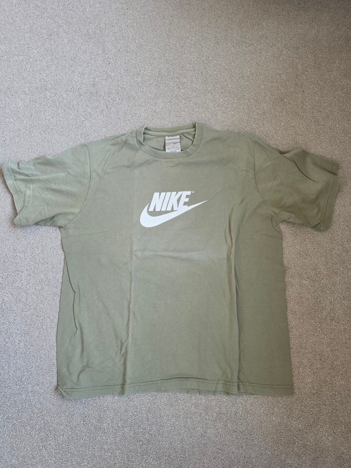 Nike Vintage T-Shirt Khaki Groen Oversized Fit, Ophalen of Verzenden, Zo goed als nieuw, Groen