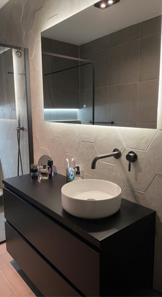 Opbouw waskom voor badkamer, Ophalen, Zo goed als nieuw
