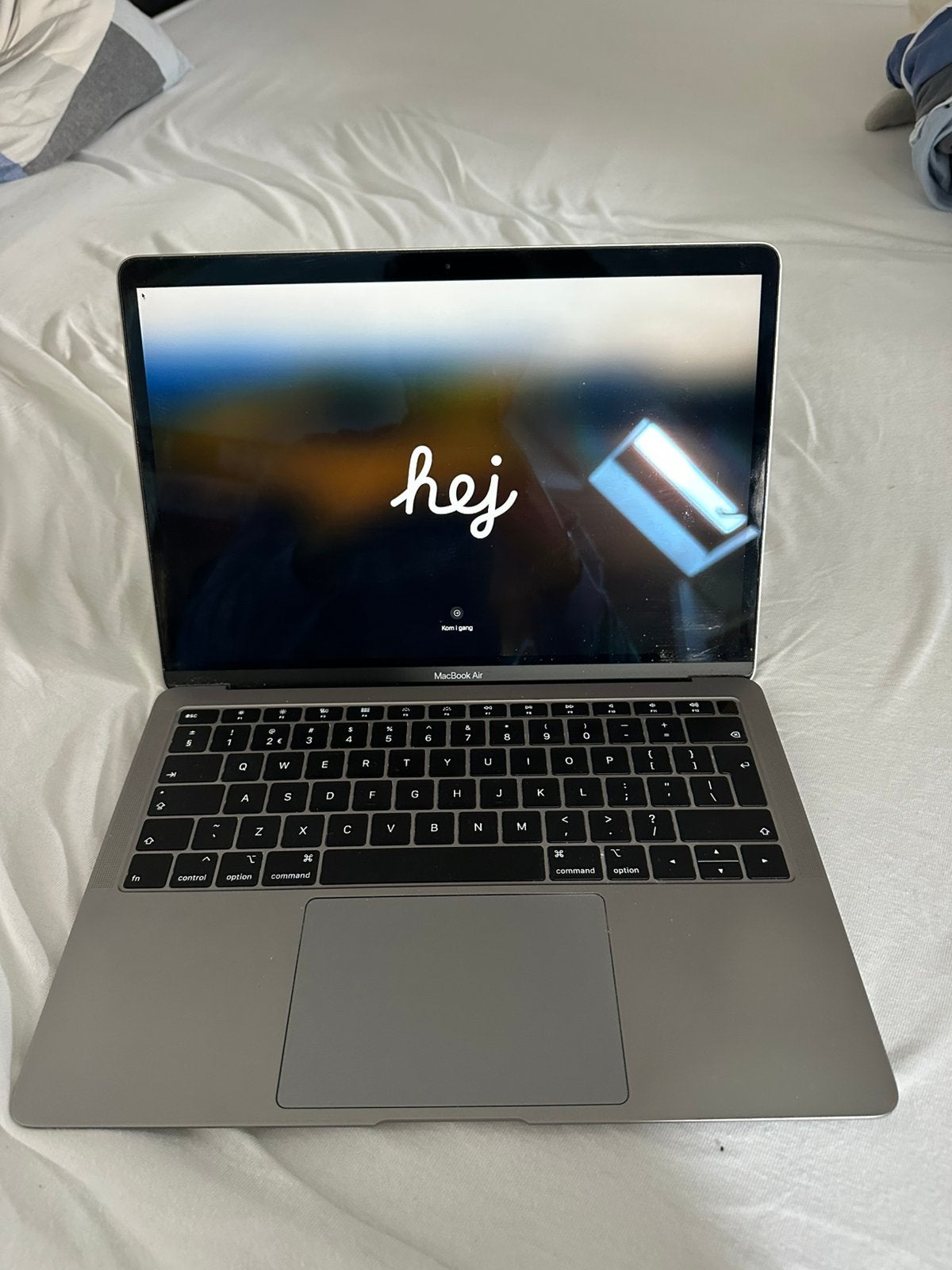Vind macbook air 13 inch 2018 op Marktplaats - juli 2026