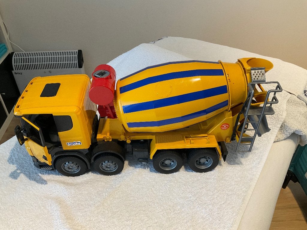 Bruder speelgoed betonmixwagen, Ophalen, Zo goed als nieuw