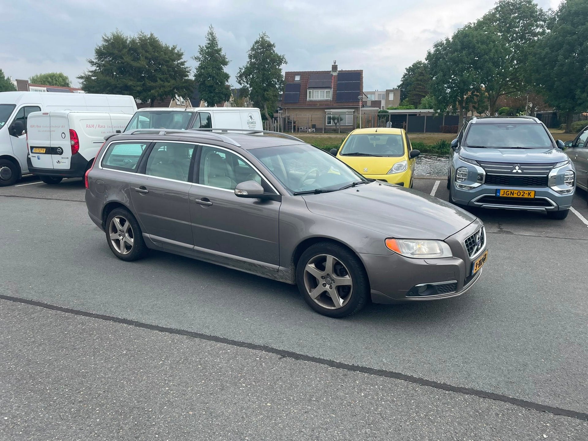 Volvo V70 2.4D Ocean Race EXPORT ? ADVERTENTIE GOED LEZEN !, Auto's, Volvo, Voorwielaandrijving, Beige, 1574 kg, Euro 4