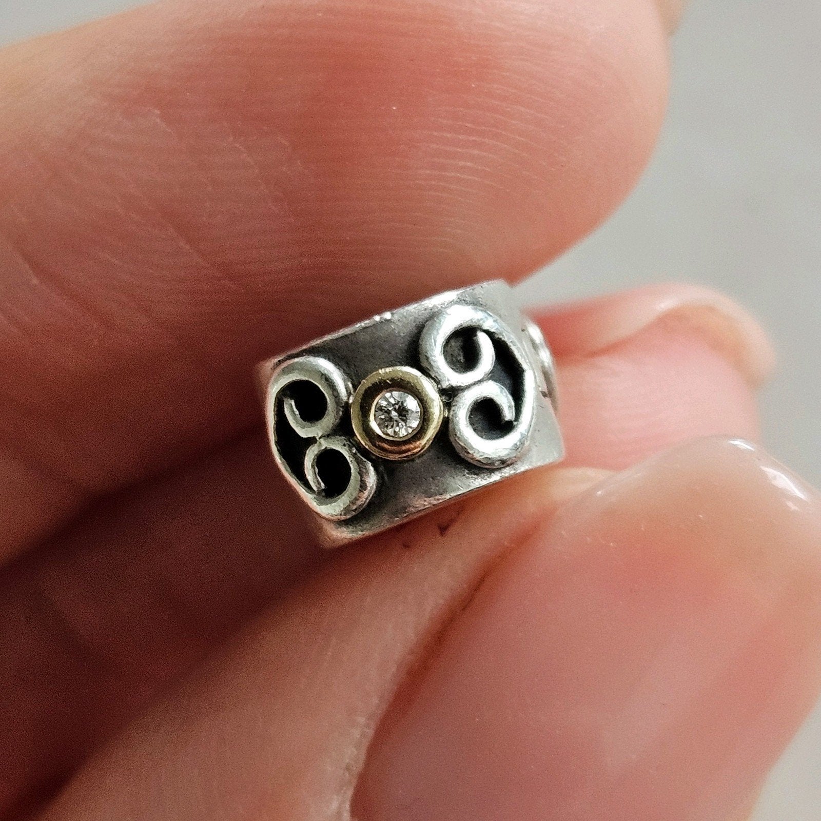 Pandora Double Hearts clip met 14kt goud en diamant, 18 tot 19, Ophalen of Verzenden, Zo goed als nieuw, Dame