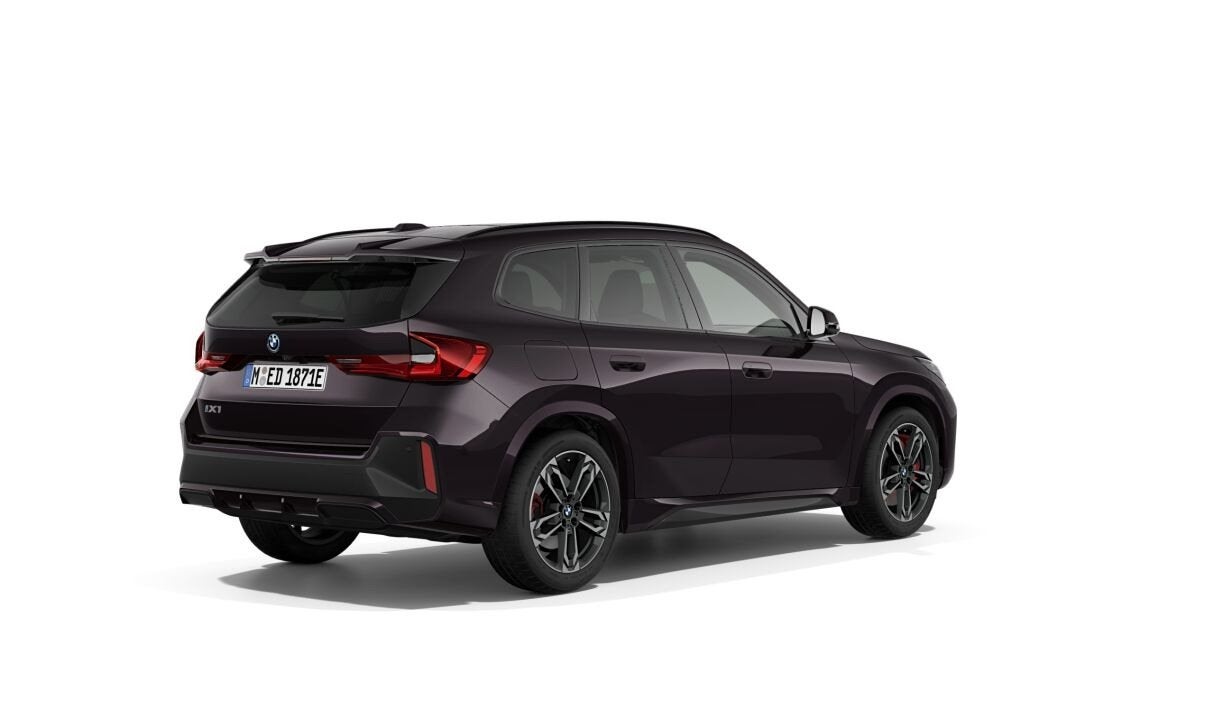 BMW iX1 eDrive20 67 kWh M Sport Edition Belladonna Purple |, 514 km, Overige kleuren, Met garantie (alle), 24 min